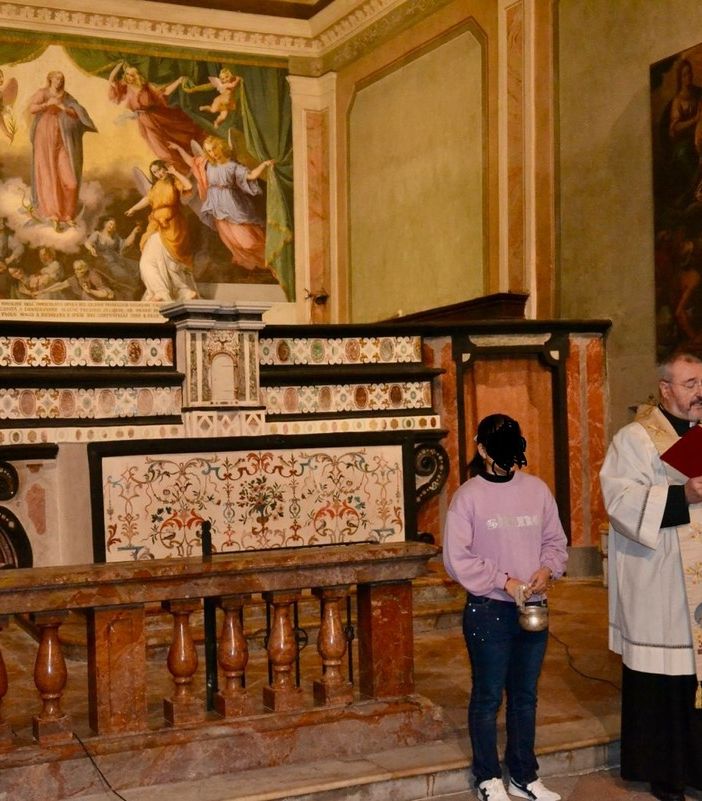 LA FOTONOTIZIA. Mede, inaugurato il nuovo altare maggiore della &quot;Chiesa degli Angeli&quot; dopo il restauro