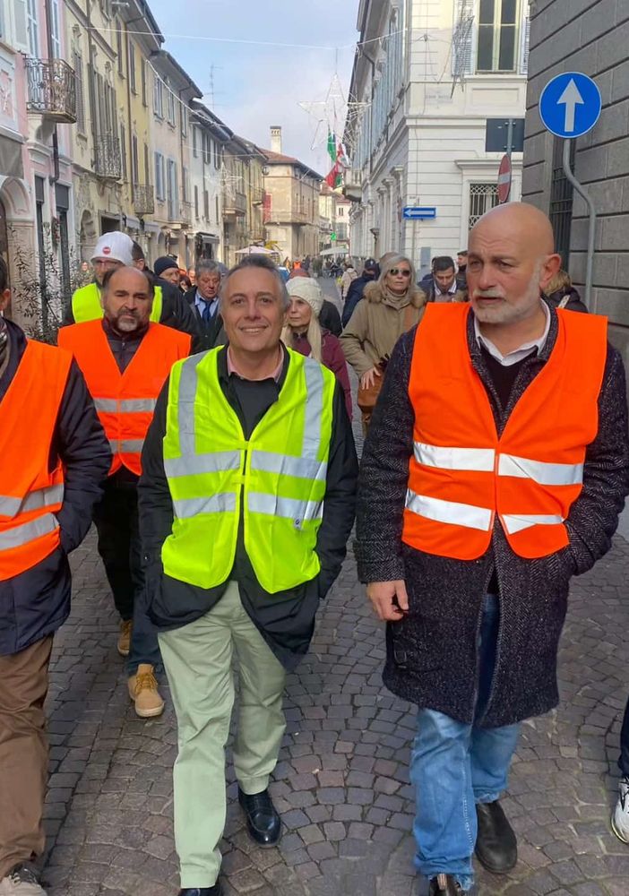 Vigevano: &quot;Chiediamo una città più sicura&quot;, il corteo di questa mattina per le vie del centro