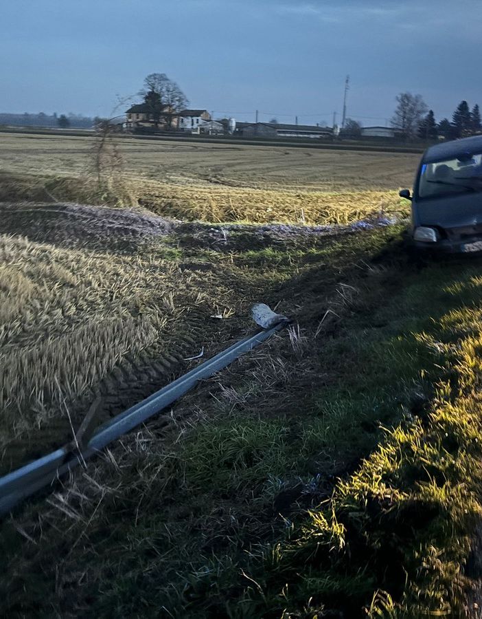 San Giorgio: esce di strada con l'auto e sfonda il guardrail, ferita una 68enne