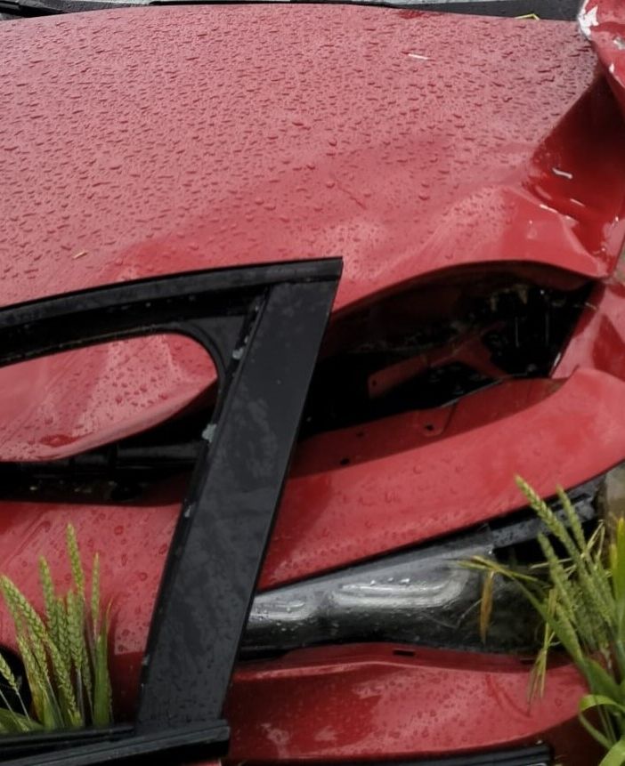 L'auto coinvolta nell'incidente sulla statale 596