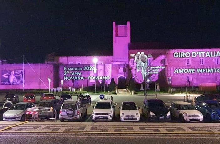 Novara si veste di rosa in attesa del Giro d'Italia
