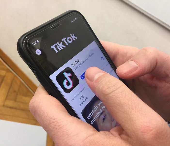 Clausole vessatorie, su Tik Tok si abbatte la scure dell’antitrust