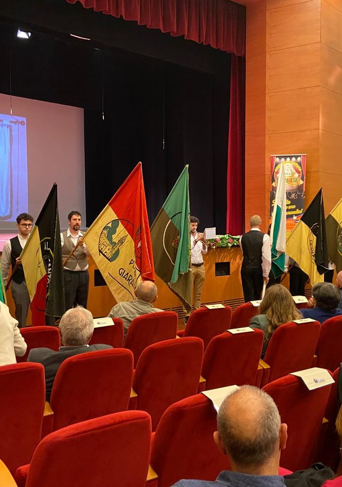 Mede: al teatro Besostri &quot;40 Voglia di Palio&quot;. Le immagini