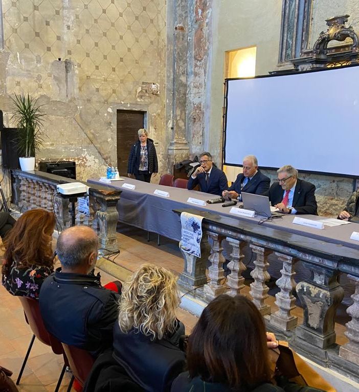 Lomello: presentato il progetto di arteterapia nelle cure palliative all'ospedale di Mede
