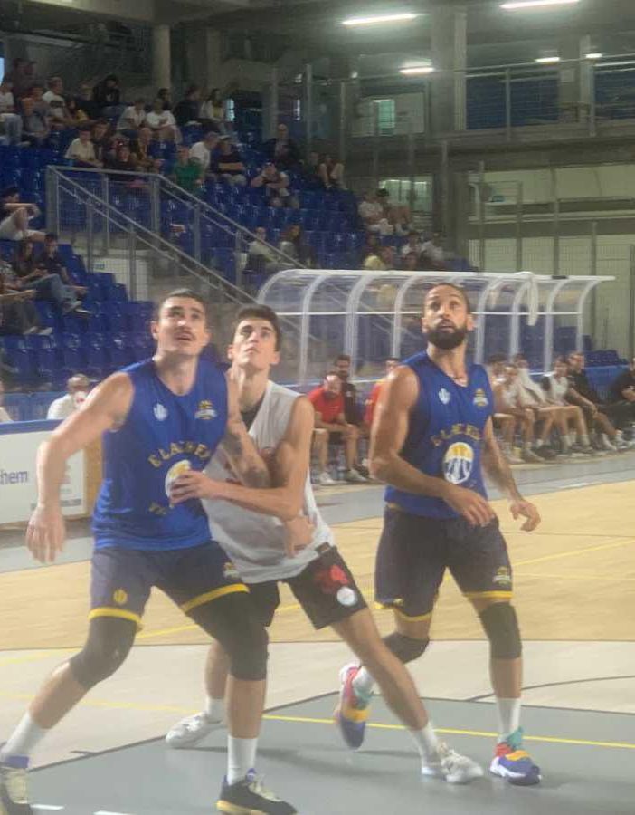 (foto Nuova Pallacanestro Vigevano 1955)