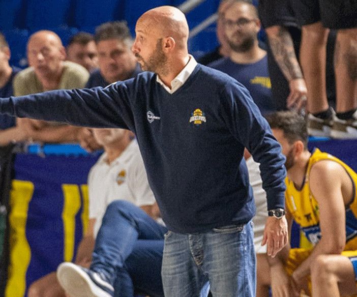 Basket serie A2, Pansa: &quot;Facciamo passi in avanti, i ragazzi meritavano una serata di festa&quot;