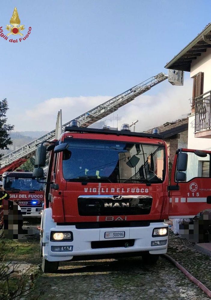 Oltrepò: divorata da un rogo la casa del sindaco di Cecima