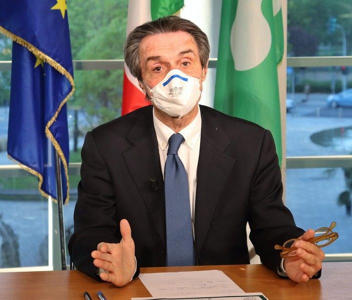 Lombardia da lunedì è zona arancione. Fontana: «Stillicidio settimanale da superare»