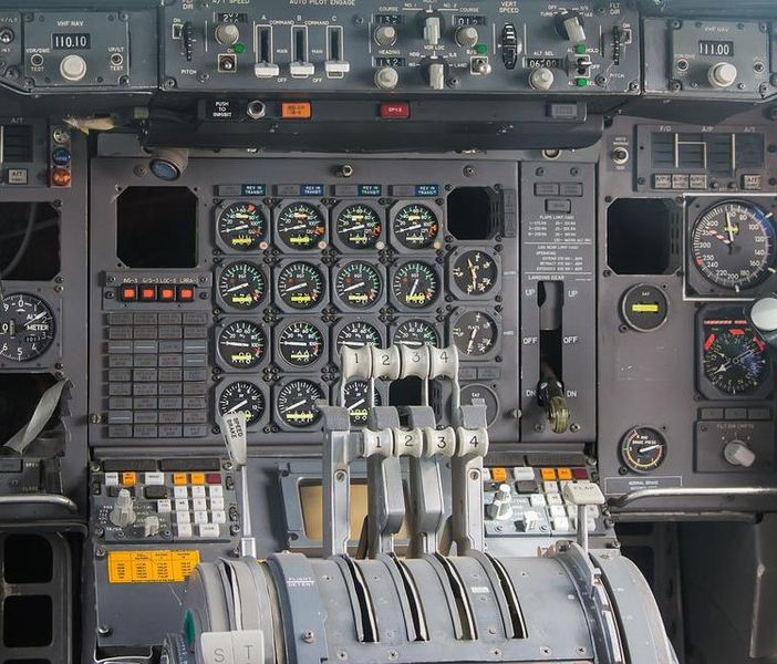 Il pilota si sente male, l'aereo atterra grazie ad un passeggero senza alcuna esperienza di volo