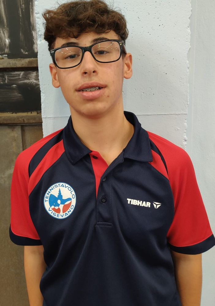 Tennistavolo: torneo open, nell’over 200 grande prova di Alessandro Peluso. Il giocatore della società ducale chiude nei primi otto