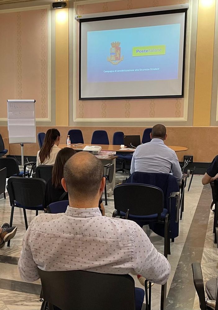 Poste Italiane: anche i dipendenti della provincia di Pavia all’iniziativa “Guida sicura” in collaborazione con la Polizia di Stato