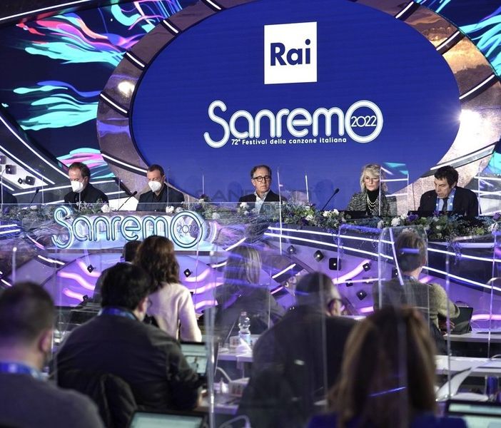 Amadeus presenta Sanremo 2022: &quot;Non vedo l'ora di iniziare questa mia terza avventura, mi auguro sia il Festival della gioia&quot;