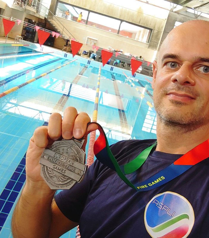 Vigevano: Andrea Cechetto conquista la medaglia d'argento nei 100 dorso agli europei delle forze di polizia e soccorso