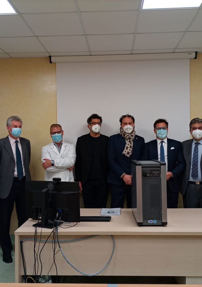 Pavia: la Feel Good di Torino dona un dispositivo per la sanificazione dell'aria all'anestesia e rianimazione del San Matteo