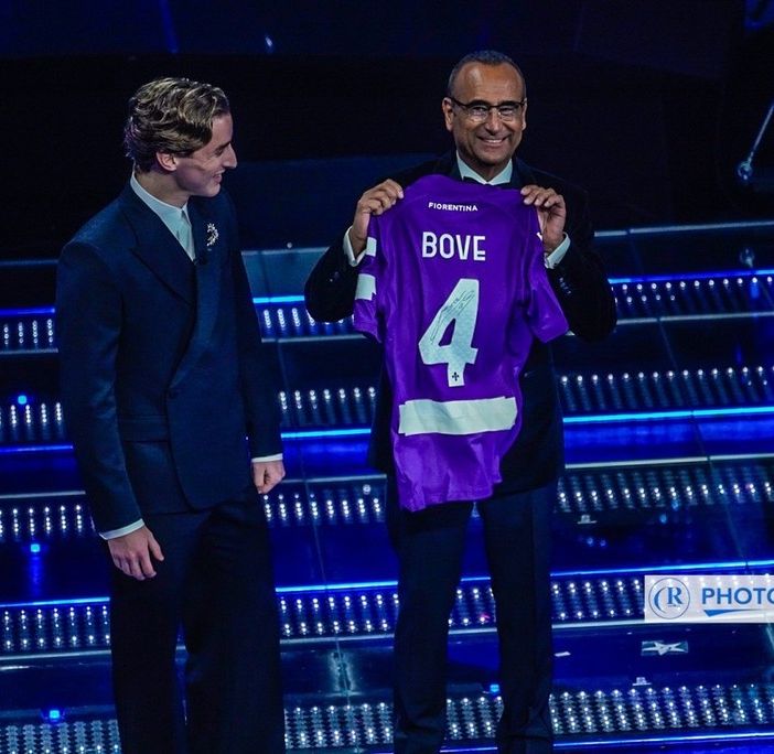 Dalla paura alla rinascita, Edoardo Bove al 75° Festival di Sanremo: “Senza il calcio non mi sento lo stesso, come un cantante senza voce”