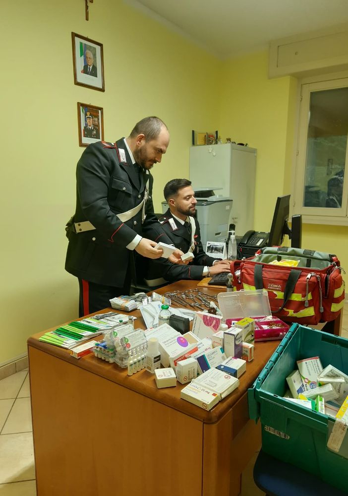 Oltrepò: radiato da 9 anni dall'albo dei veterinari continuava ad esercitare, scatta la denuncia per un 64enne