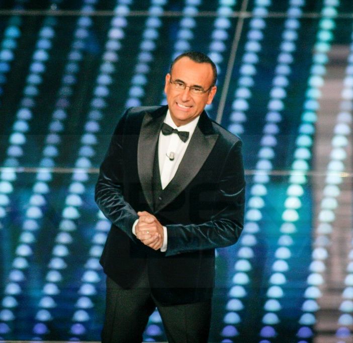 Sanremo 2025, via al “toto-share”: i bookmaker premiano Carlo Conti, per la prima serata “ribaltone” papillon