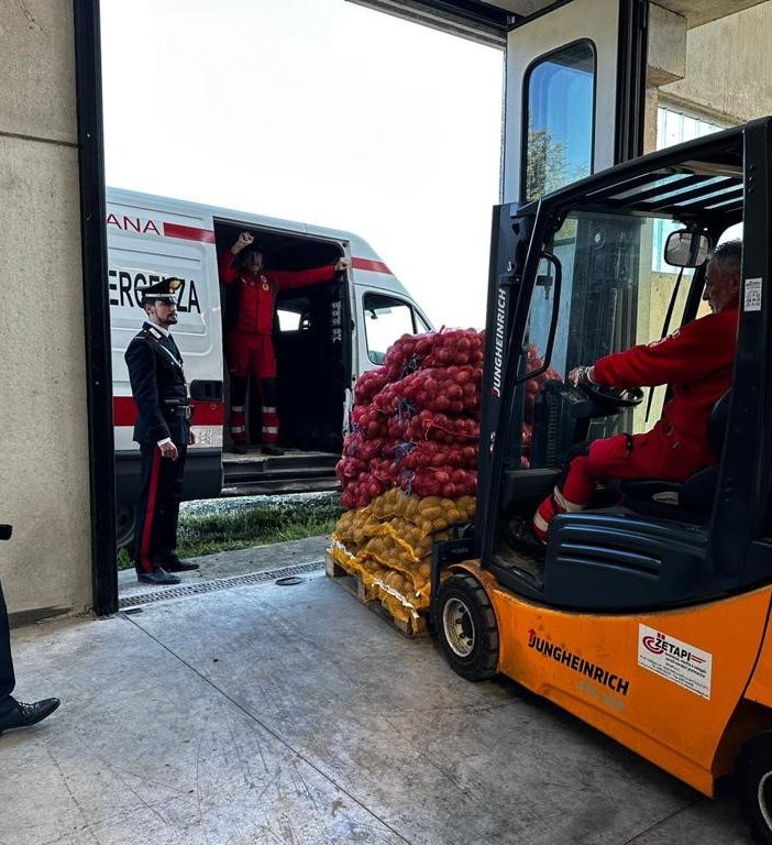 Redavalle: ancora hashish nascosto tra le patate e le cipolle, saranno donate alla Croce Rossa