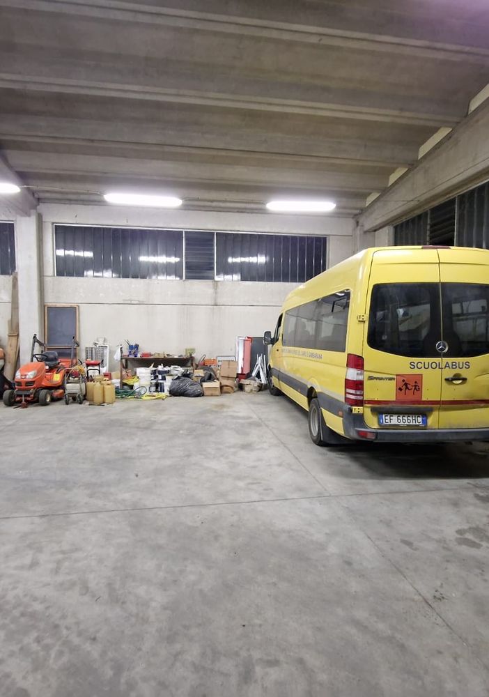 Pieve del Cairo: furto al capannone comunale, ladri via con l'attrezzatura per la manutenzione del verde pubblico