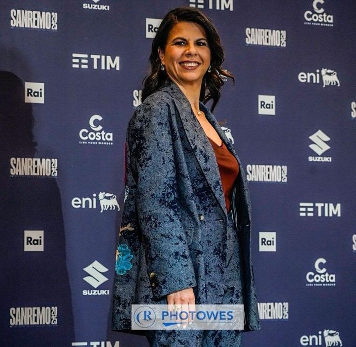 Geppi Cucciari a Sanremo nel ruolo di co-conduttrice: “Provo un misto di gioia, preoccupazione e desiderio di non deludere”
