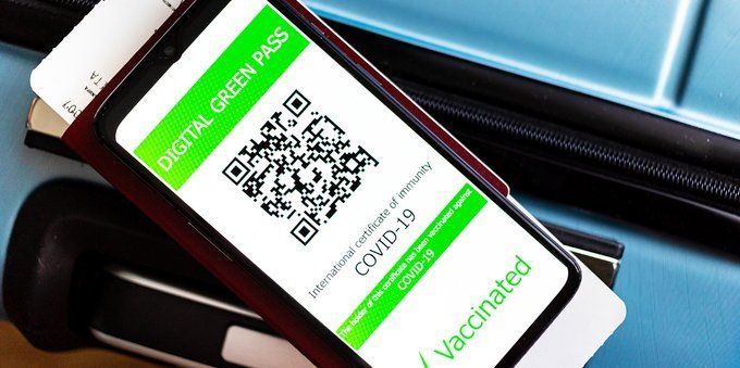 Green Pass, le nuove Faq del Governo: le badanti per lavorare devono possedere la certificazione verde