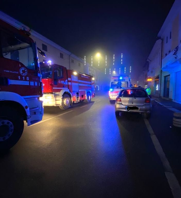 Garlasco: fiamme in appartamento, soccorsa una famiglia per intossicazione da fumo