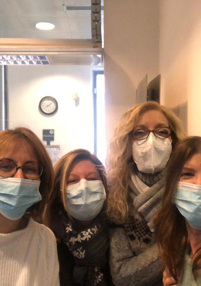 A Pavia un ufficio postale tutto al femminile