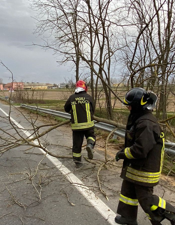 I Vigili del fuoco in azione a causa del maltempo