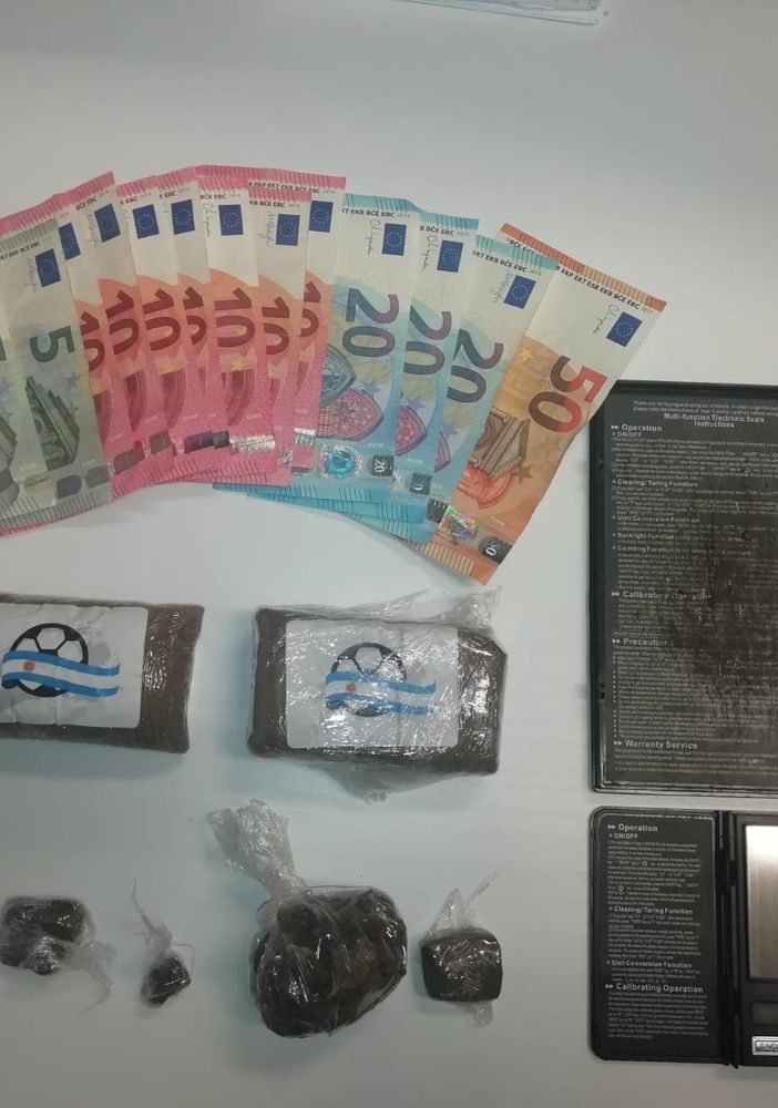 Landriano: sorpreso in casa con droga e strumenti per lo spaccio, in manette un 25enne
