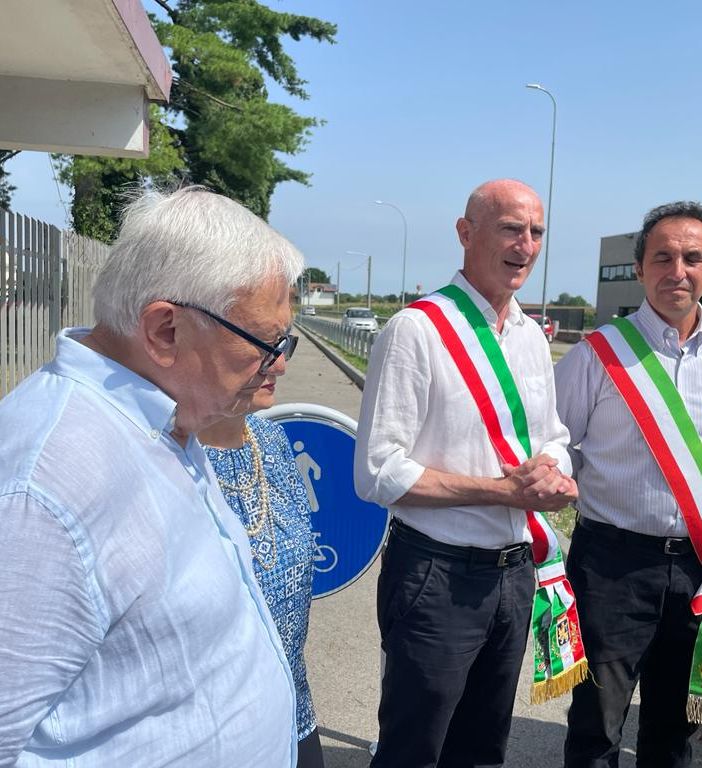 Inaugurato ad Abbiategrasso il tratto di pista ciclabile che si collega a quello esistente di Cassinetta di Lugagnano