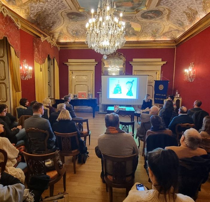Vigevano: il viaggio creativo di Elisa Macellari, &quot;Creare immaginari per illustrare la realtà&quot;