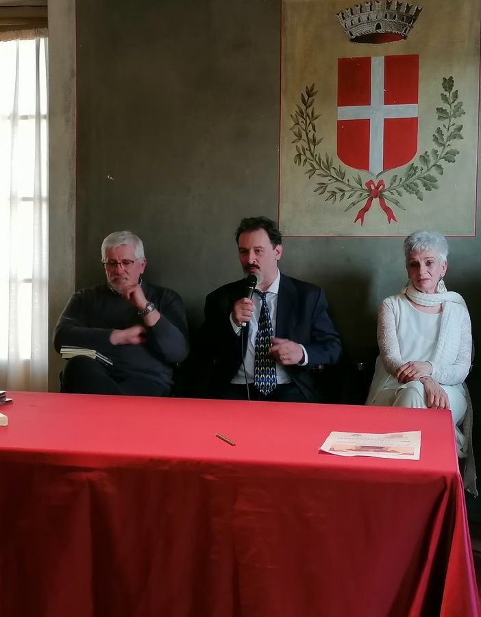 Mede, &quot;Rosso Ducale&quot;, i misteri di Vigevano di Davide Zardo, presentato al castello Sangiuliani
