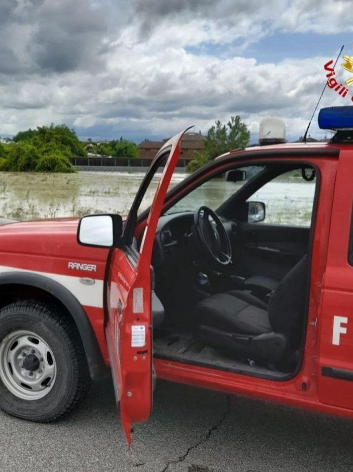 Alluvione in Emilia Romagna: I Vigili del fuoco di Pavia e Lodi in soccorso alle popolazioni colpite