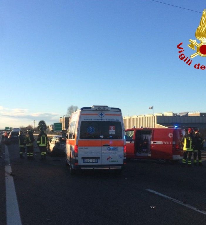 Le immagini dell'incidente stradale avvenuto sull'autostrada A9