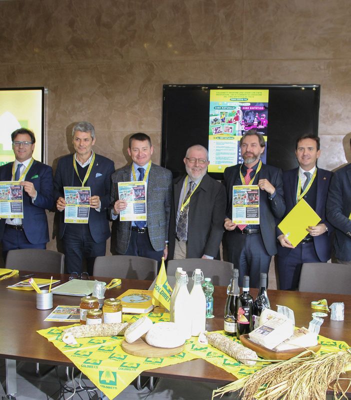 Stop cibo sintetico, tutti i parlamentari pavesi  firmano la petizione di Coldiretti