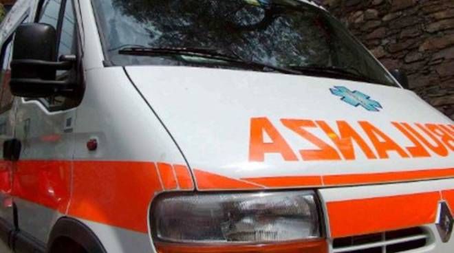 San Martino Siccomario: scontro tra auto nei pressi della tangenziale, soccorse tre persone