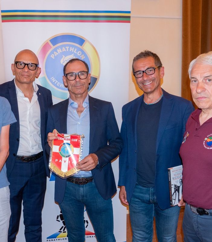 Ciclismo: Davide Cassani si racconta al Broletto di Pavia