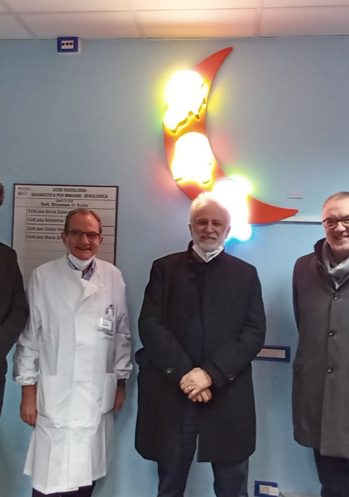 Pavia: 33 opere del maestro Marco Lodola illuminano il San Matteo