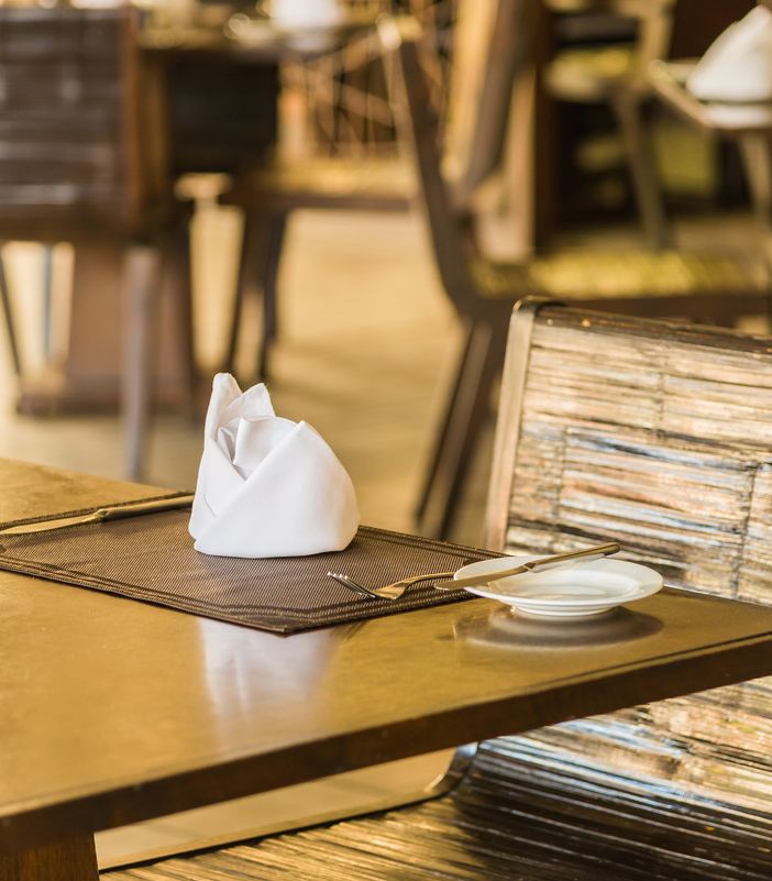 Mangiare da soli in un ristorante? alcuni consigli su come cenare da soli e divertirsi la sera