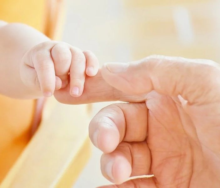 Il piccolo Enea, la solidarietà, gli appelli. Ma sempre e solo l'amore