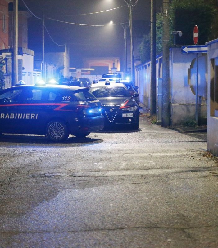 Mede: 33enne accoltellato a morte in via Fratelli Magnani