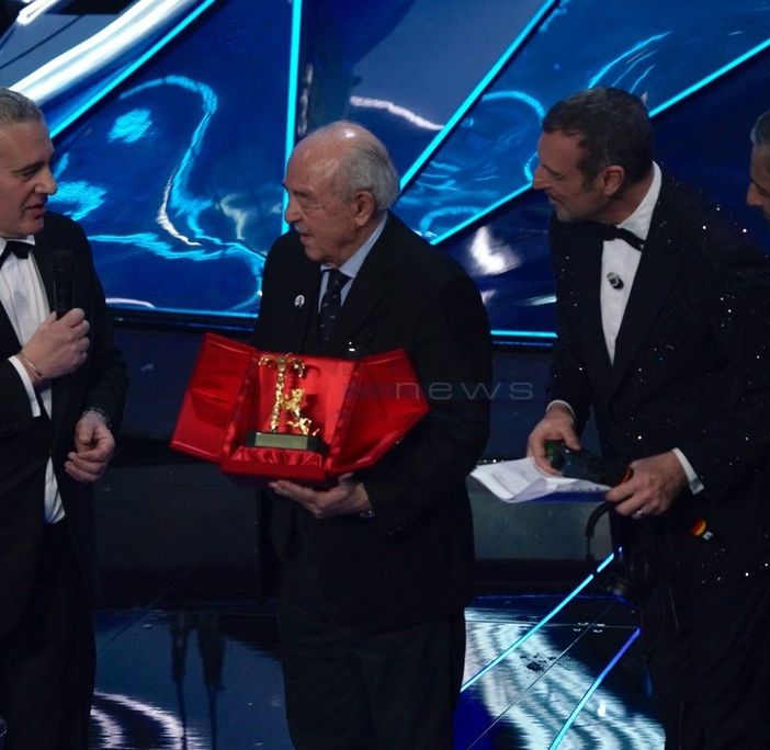 74° Festival: premio &quot;Città di Sanremo&quot; allo storico direttore di palco Pippo Balistreri