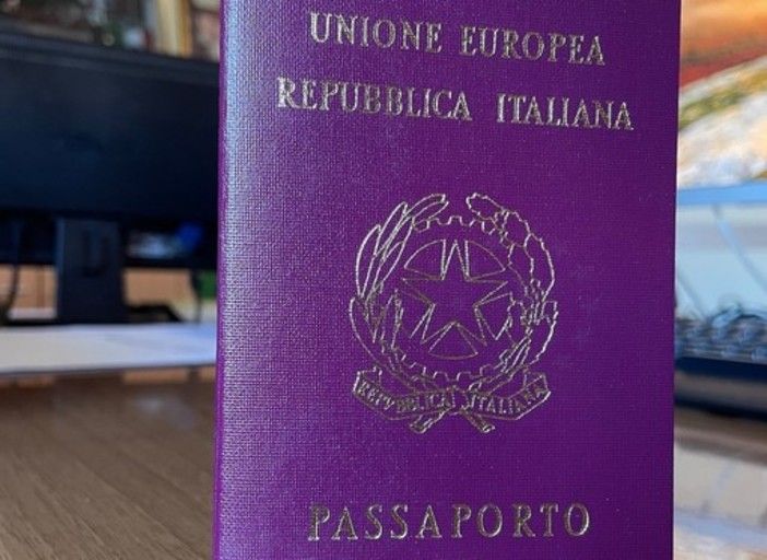 Passaporto e carta d'identità negli uffici postali della provincia di Pavia. Ecco come funzionerà