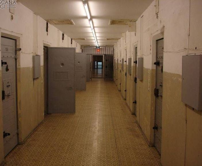 Vigevano: detenuta picchia agente di polizia penitenziaria