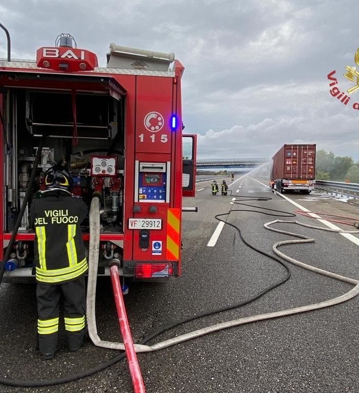 Casei Gerola: incendio tir alimentato a gas naturale, la nota della Milano Serravalle-Milano Tangenziali S.p.A