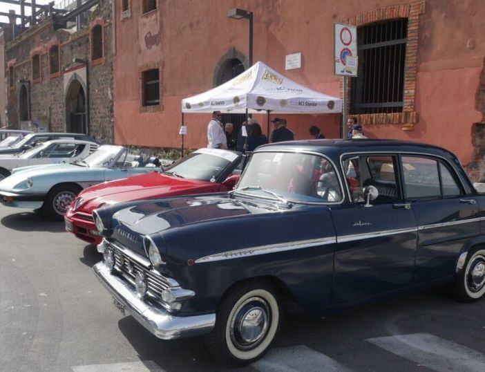 A Milano domenica 10 Novembre “Ruote nella Storia”
