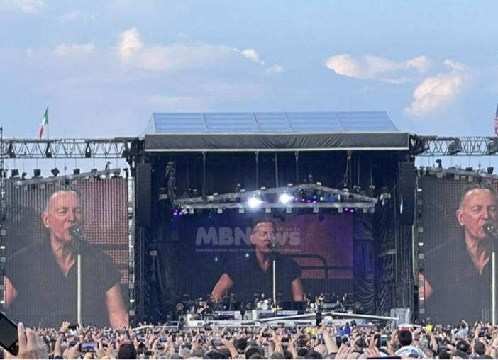 VIDEO - Il “Boss” di Monza, 70mila fan in delirio per il concerto di Bruce Springsteen