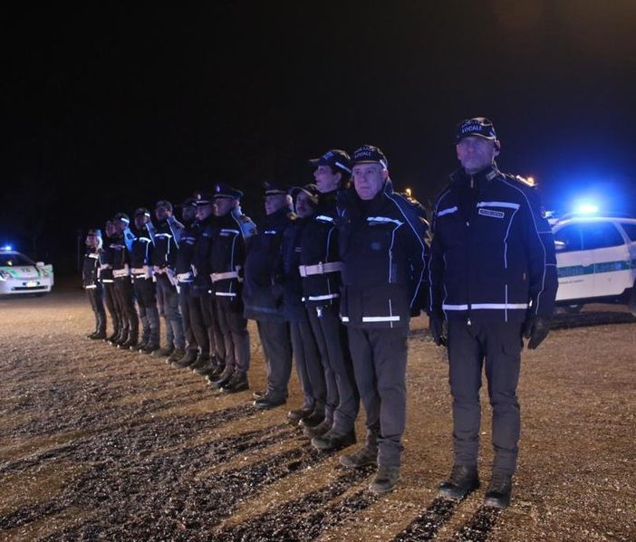 FOTO. Operazione Smart: 243 multe, una denuncia per spaccio e clandestinità, sette patenti ritirate e nove tra fermi e sequestri
