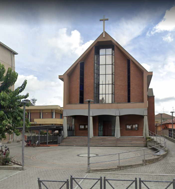 Lutto a Novara: è morto don Giovanni Zara
