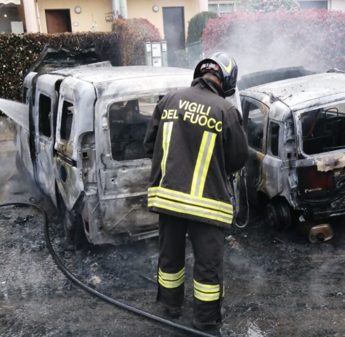 Golasecca, si dà fuoco in auto: è grave. Ustionate anche la moglie e la figlia che lo hanno soccorso